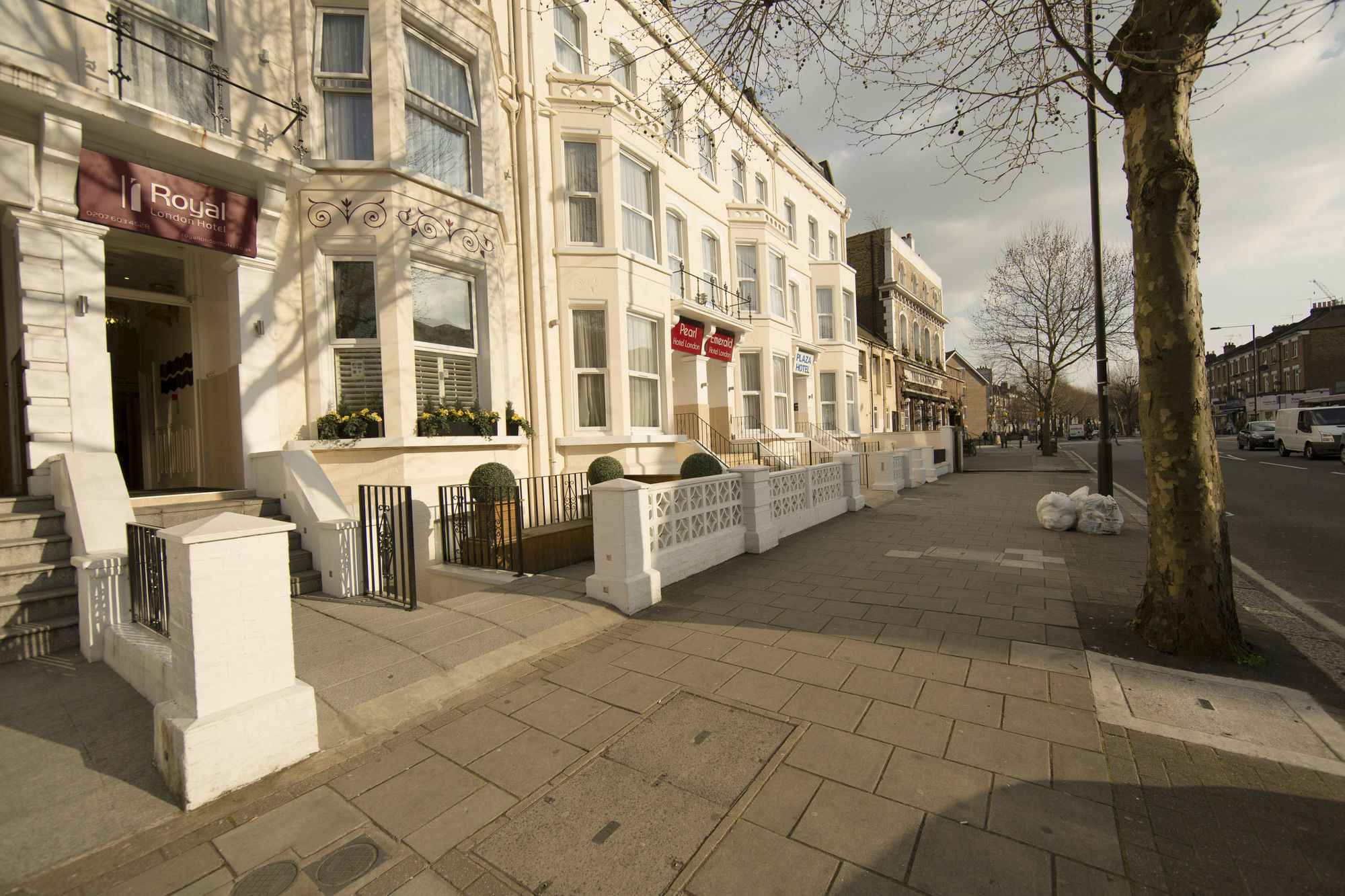 Royal London Hotel By Saba Zewnętrze zdjęcie